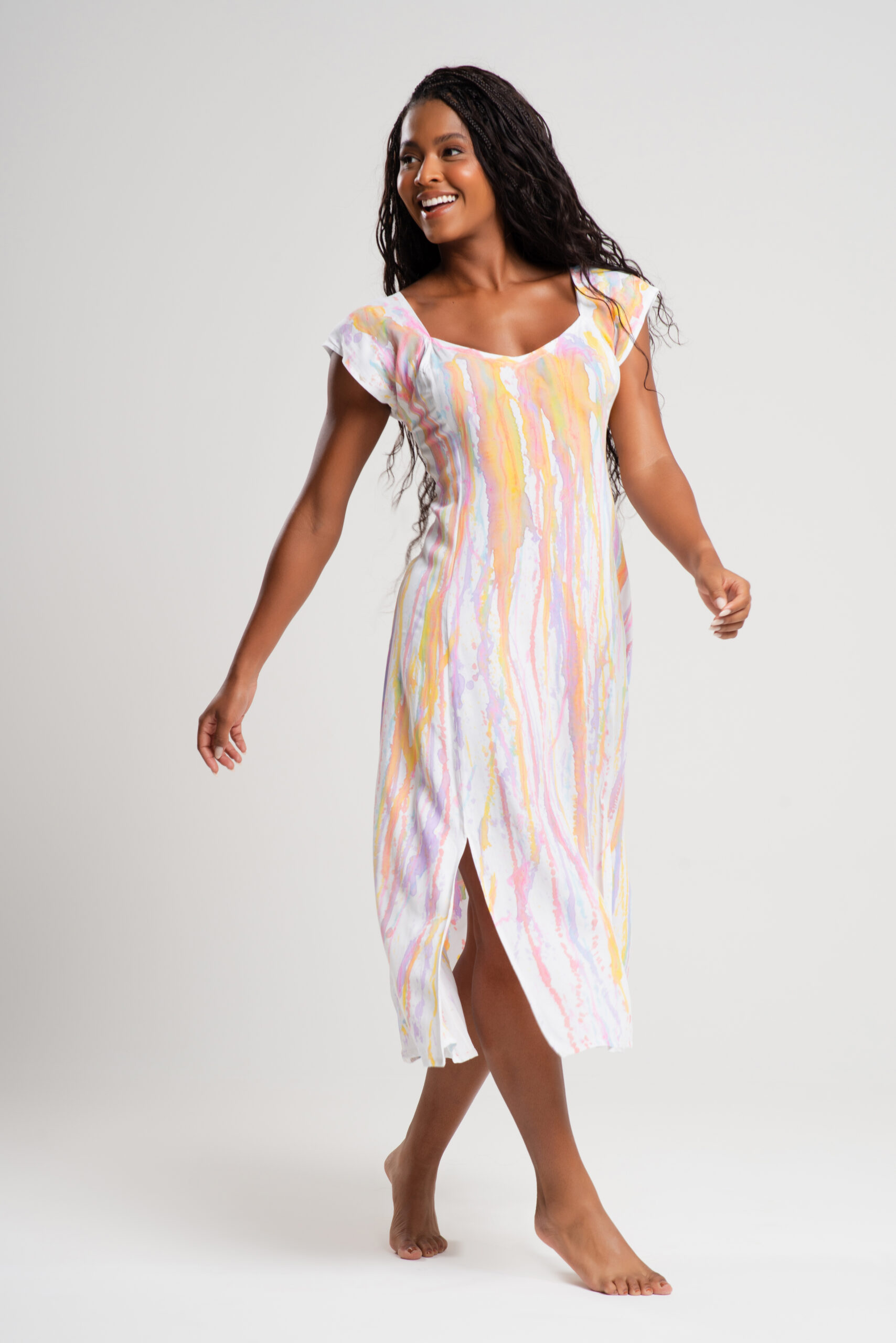 Vestido Nesga em Viscose de Algodão: Leveza e Arte em Movimento - Imagem 3