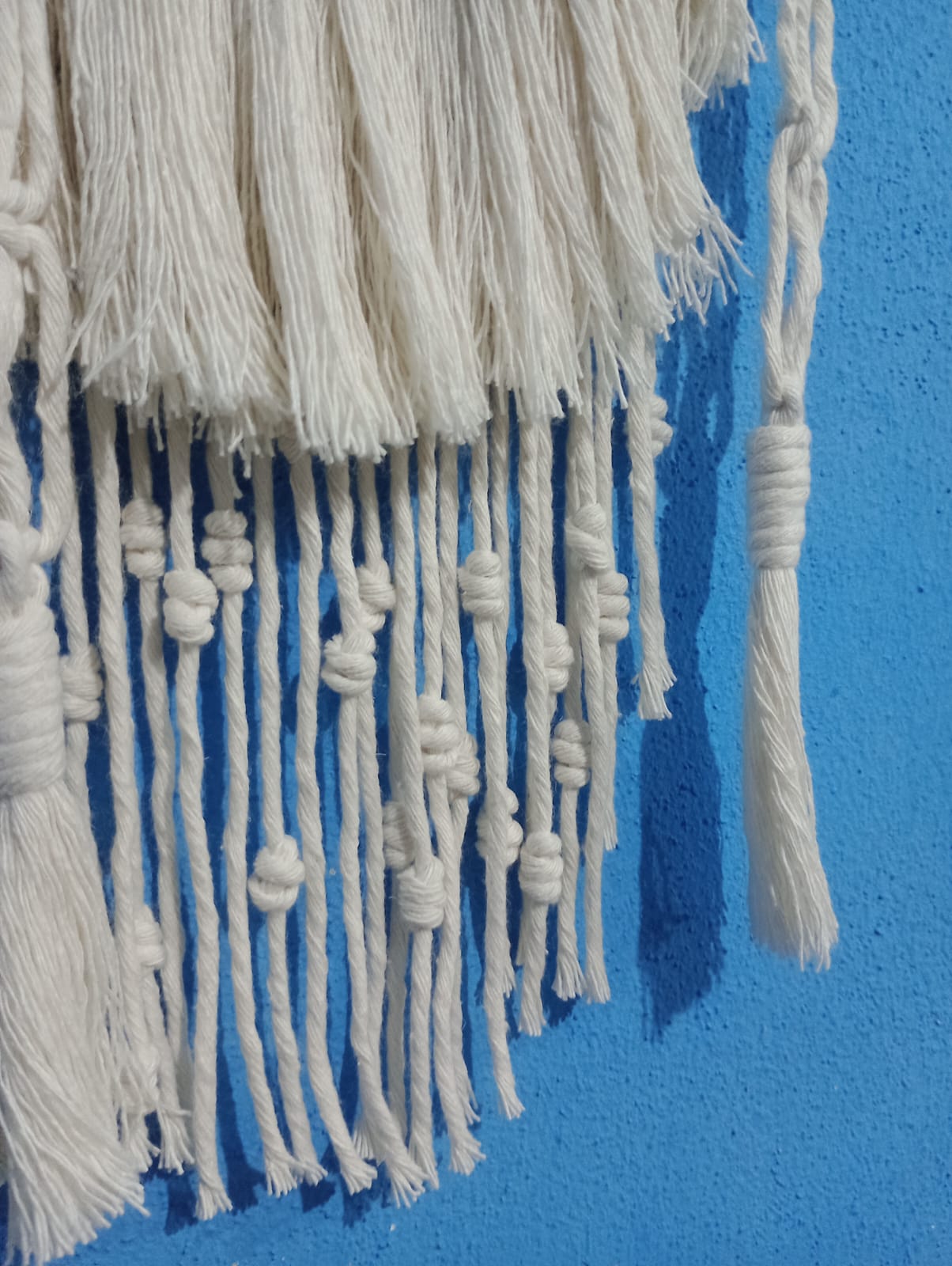 Mini Painel de Macramê Decorativo - Wall Hanging Boho Pequeno - Imagem 2