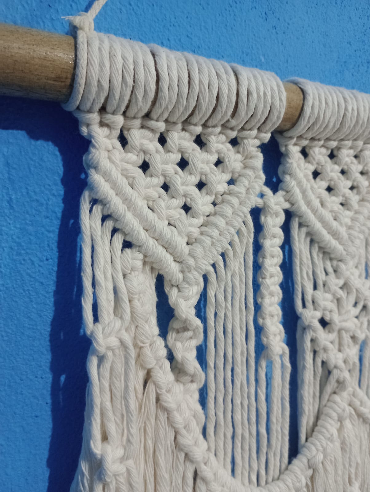 Mini Painel de Macramê Decorativo - Wall Hanging Boho Pequeno - Imagem 4